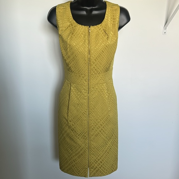 TAHARI ASL Women’s Zip Front Sheath Dress Size 8 P Mustard Gold - Picture 15 of 16